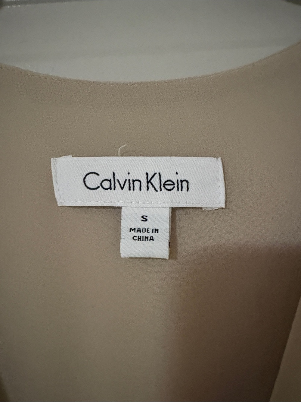 Calvin Klein Light Cream Ruffled Front Blouse - Picture 2 of 3